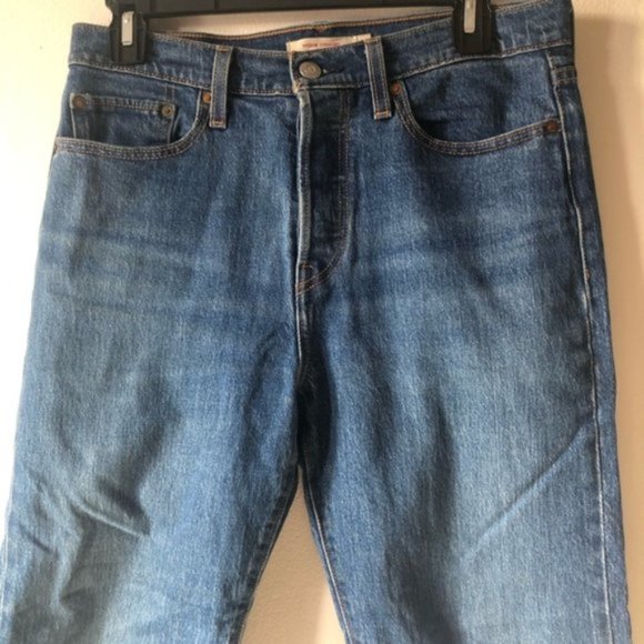 ❤️Levi’s Wedgie Straight Premium Denim Jeans Raw Hem Button Fly Size W 28 L26 - Picture 3 of 10